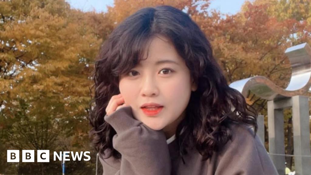 Baek Se-Hi, the South Korean author of 