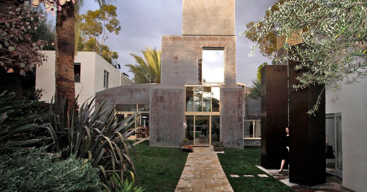 11 Frank Gravy Gry Hale In Los Angeles - Los Angeles Times