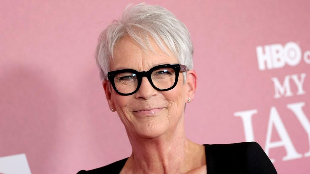 Jamie Lee Curtis on Hollywood aging issues, learn from parents