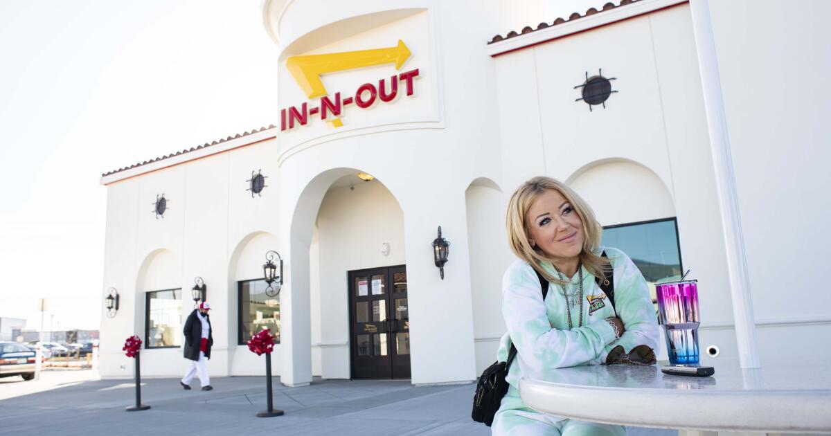 The owner has left the owner of N-old person who left California.Is it a good place to do for business?- Have got